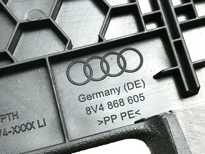 Audi A3/S3 8V (2016 - 2020) 8V4868605 Обшивка стойки C — фото 3