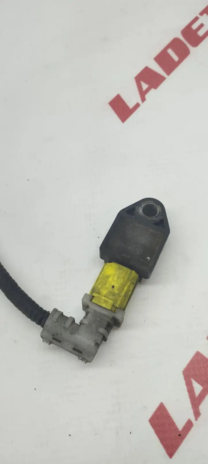 Toyota Corolla Verso AR10 (2004 - 2009) 891730F010 Датчик удара SRS — фото 2