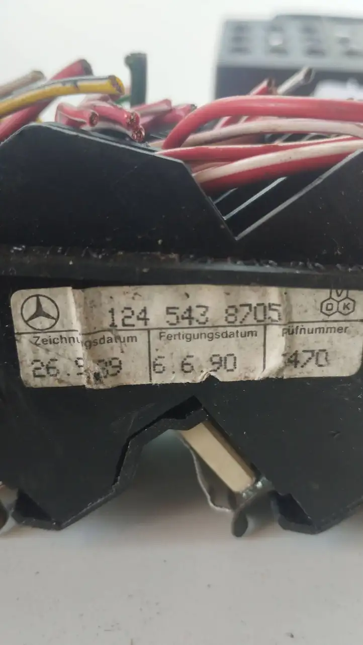 Mercedes-Benz E W210 (1995 - 2002) 1245438705 Блок предохранителей — фото 2