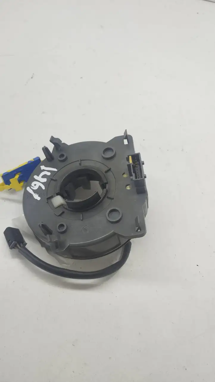 Opel Zafira B (2003 - 2006) 24436920 Контактное кольцо SRS — фото 3