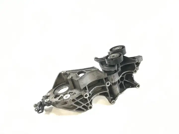 Audi A5 8T 8F (2007 - 2011) 03L903143H Кронштейн генератора — фото 3