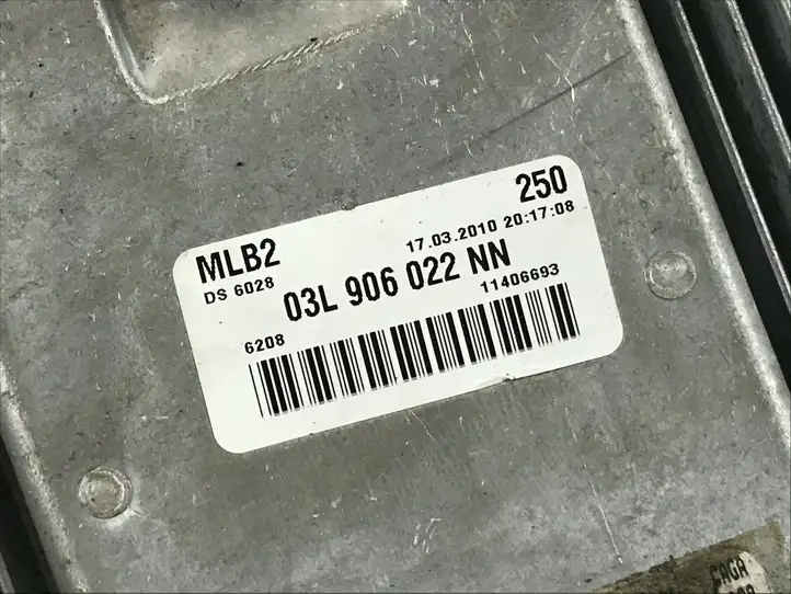 Audi A4 S4 B8 8K (2011 - 2015) 03L906022NN Блок управления двигателем (ЭБУ) — фото 3