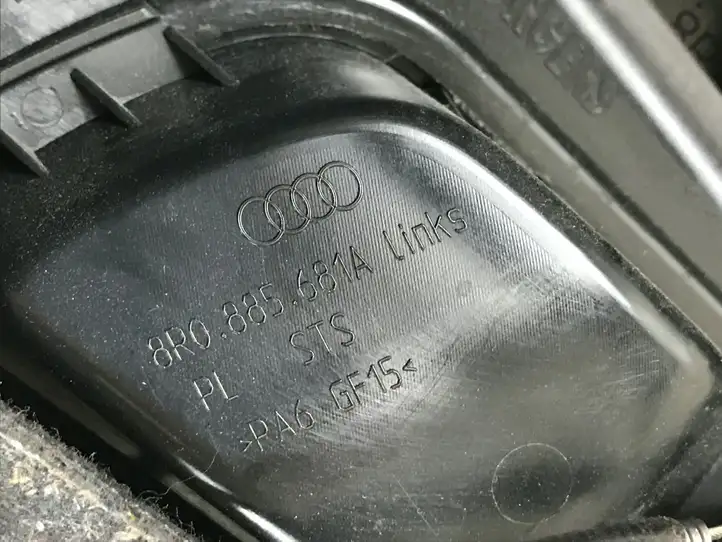 Audi Q5 SQ5 (2008 - 2012) 8R0863879C Боковая обшивка багажника — фото 5
