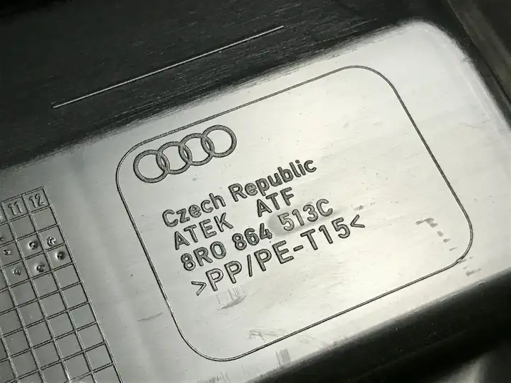Audi Q5 SQ5 (2008 - 2012) 8R0864331C Отделка порога багажника — фото 5