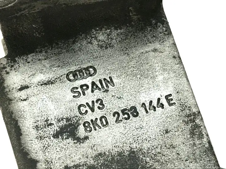 Audi Q5 SQ5 (2008 - 2012) 8K0253144E Кронштейн глушителя — фото 4