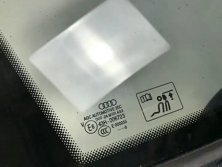 Audi Q5 SQ5 (2008 - 2012) 8R0845299 Заднее боковое стекло — фото 2