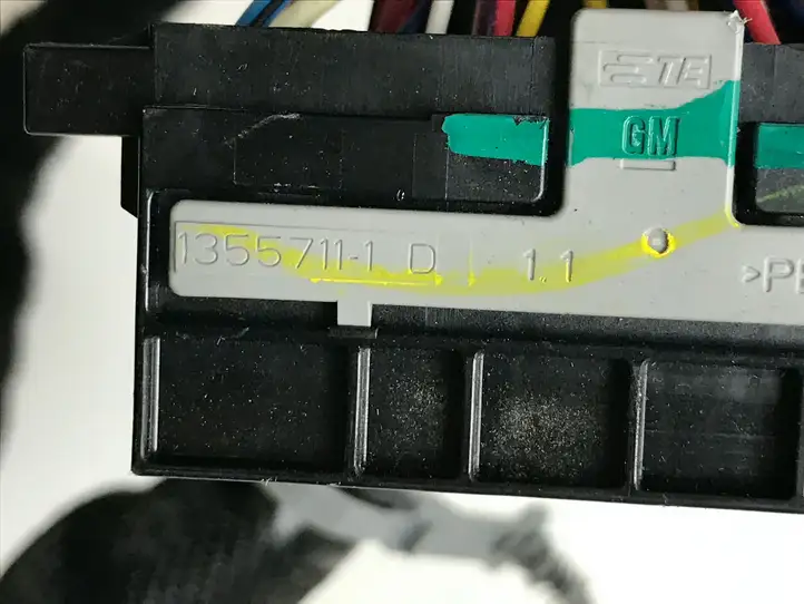 Chevrolet Camaro (2018 - ) 84263057 Прочая электропроводка — фото 3