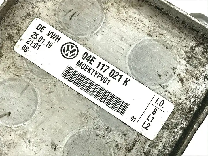 Audi A3/S3 8V (2016 - 2020) 04E117021K Кронштейн масляного фильтра — фото 3