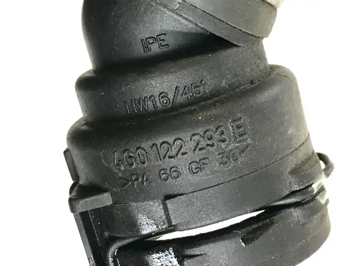 Audi A6 C7 (2011 - 2014) 4G0819337 Шланги системы охлаждения — фото 3