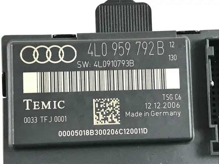 Audi Q7 4L (2005 - 2009) 4L0959792B Блок управления дверью — фото 3