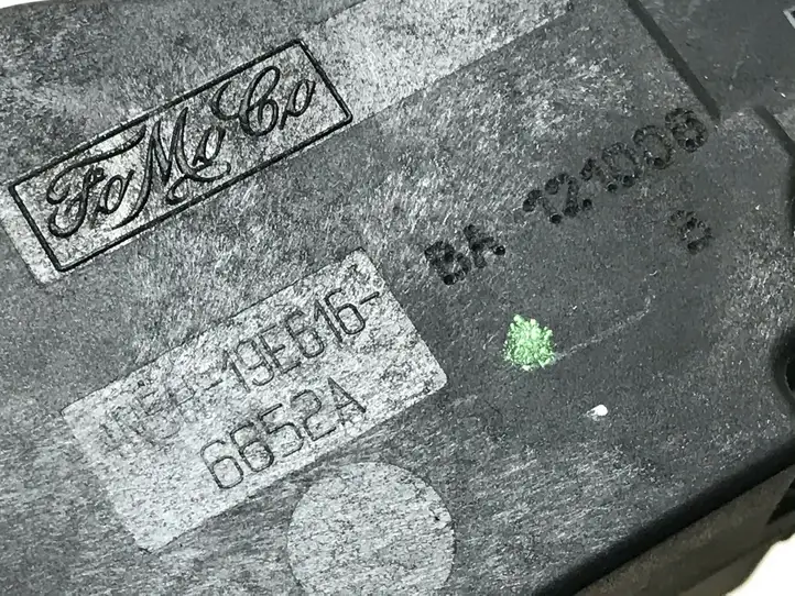 (2012 - 2016) 4N5H19E6166652A Двигатель задвижки потока воздуха — фото 3