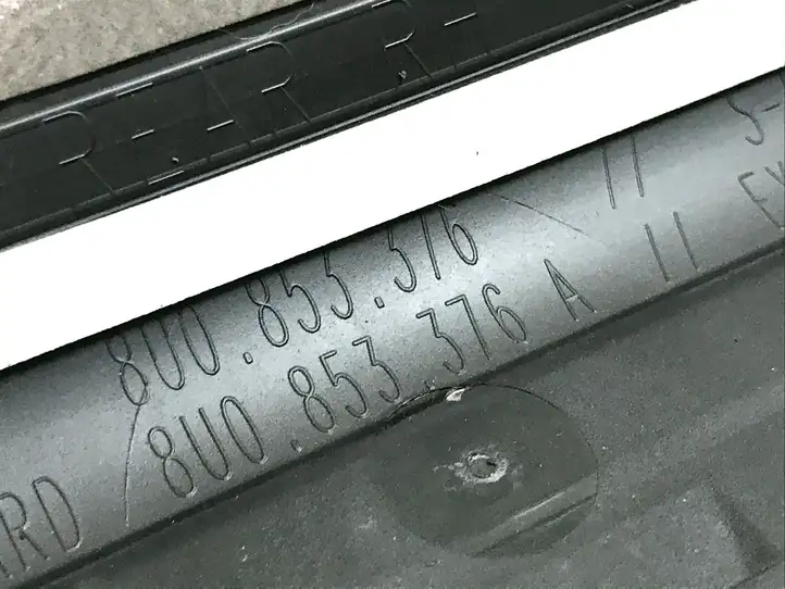 Audi Q3 8U (2011 - 2014) 8U0853376 Внутренняя отделка заднего порога — фото 3
