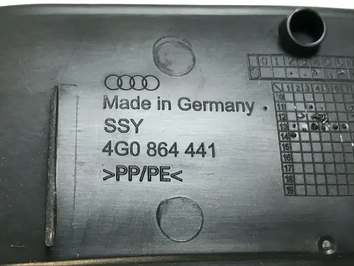 Audi A6 C7 (2011 - 2014) 4G0864441 Прочие детали салона — фото 3