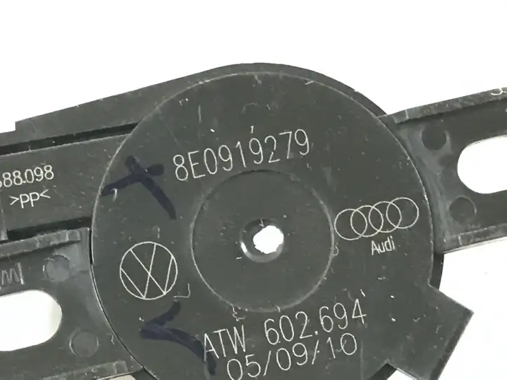 Audi A6 C7 (2011 - 2014) 8E0919279 Динамик парктроника (PDC) — фото 3