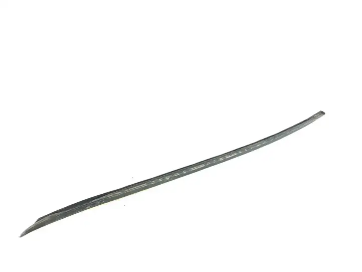 Volkswagen PASSAT B7 (2011 - 2014) 3C0854327B Накладка стоек лобового стекла — фото 3