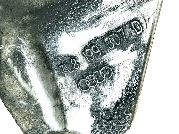 Audi Q7 4L (2005 - 2009) 7L8199307D Кронштейн двигателя — фото 3