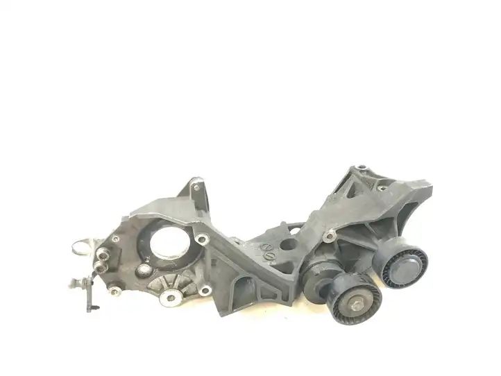 Audi A4 S4 B8 8K (2011 - 2015) 03L903143R Кронштейн компрессора кондиционера воздуха — фото 1