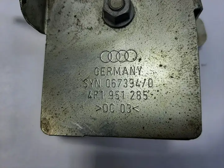 Audi A6 S6 C6 4F (2008 - 2011) 1K0951605C Сирена сигнализации — фото 4