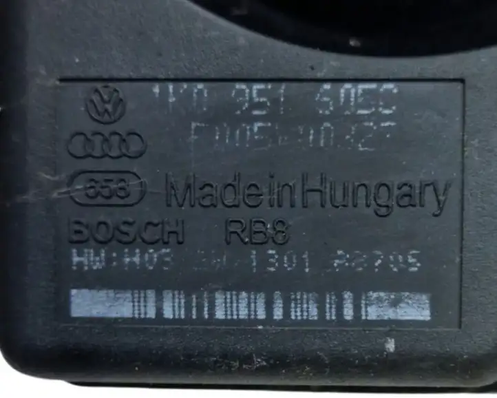 Audi A4 S4 B8 8K (2007 - 2011) 1K0951605C Сирена сигнализации — фото 6