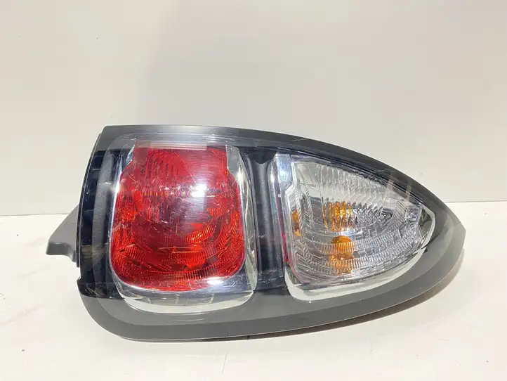 Citroen C3 Picasso (2010 - 2017) 9681749180 Задний фонарь в кузове — фото 3