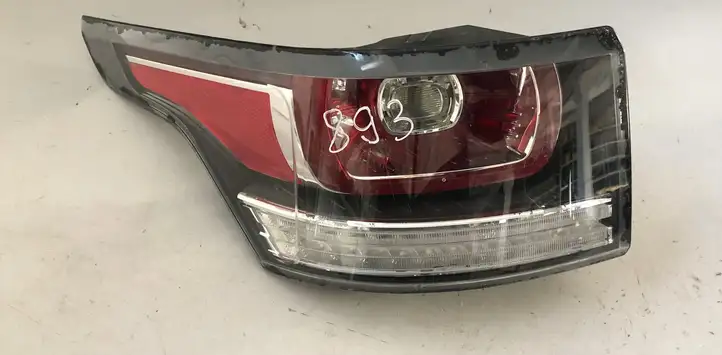 Land Rover Range Rover Sport L494 (2009 - 2013) AM6213405AC Задний фонарь в кузове — фото 1