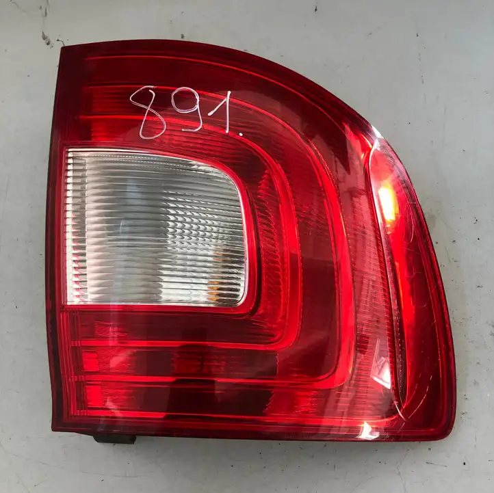 Skoda Superb B6 (3T) (2008 - 2015) 3T9945095 Задний фонарь в кузове — фото 1
