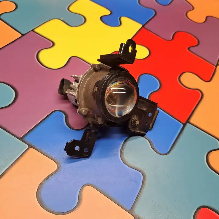 Kia Sportage (2016 - 2018)  201F1500 Передняя противотуманная фара