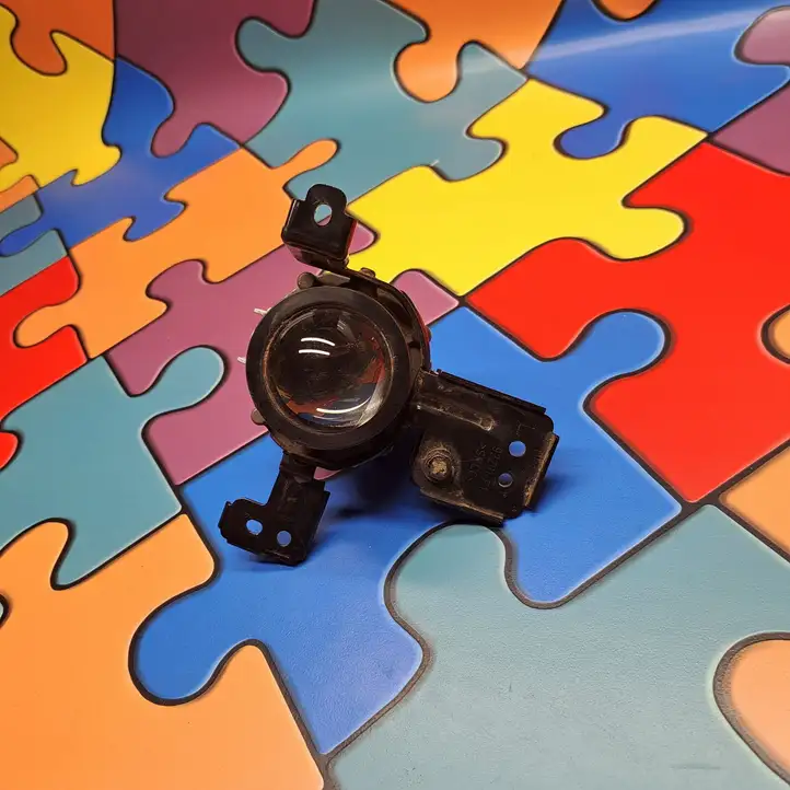 Kia Sportage (2016 - 2018)  201F1500 Передняя противотуманная фара