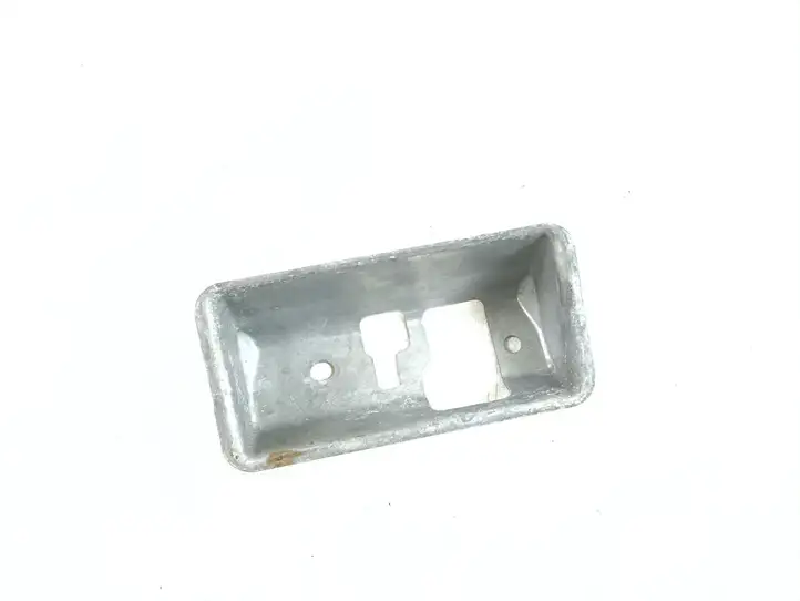 Volkswagen Touran II (2010 - 2016) 1T0827229 Кнопка закрытия крышки багажника — фото 1