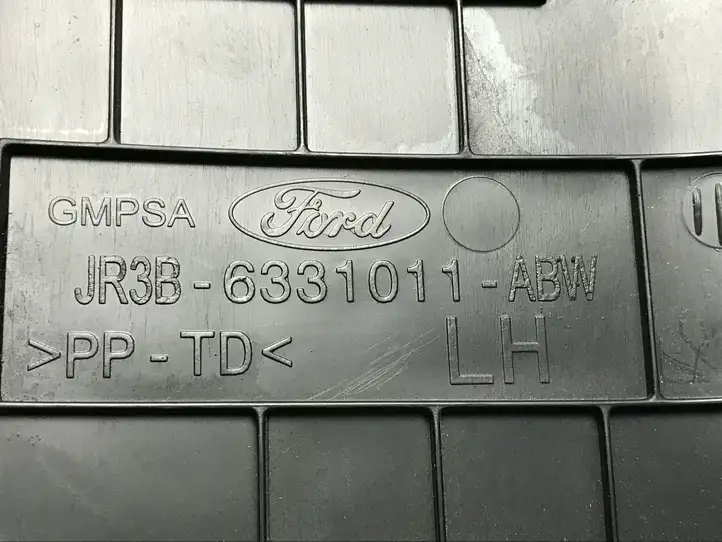 Ford Mustang VI (2015 - ) JR3B6331011ABW Верхняя обшивка стойки D — фото 3
