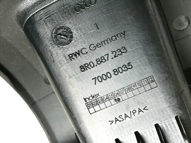 Audi Q5 SQ5 (2012 - 2017) 8R0887233 Заглушка ISOFIX — фото 9
