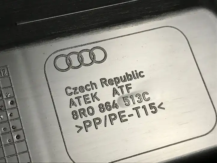 Audi Q5 SQ5 (2012 - 2017) 8R0864513C Отделка порога багажника — фото 5
