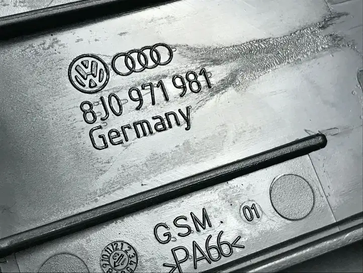 Audi Q5 SQ5 (2012 - 2017) 8J0971981 Прочие детали салона — фото 3