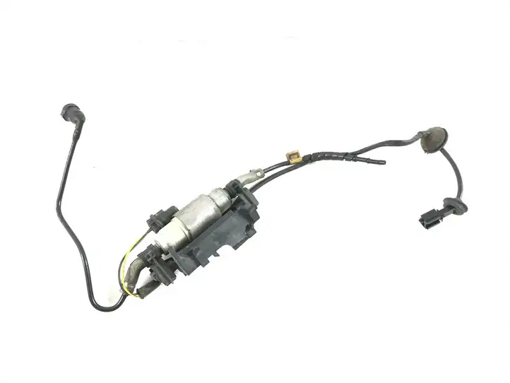 Volkswagen Touran II (2010 - 2016) 1T0201607M Топливный насос Webasto — фото 1