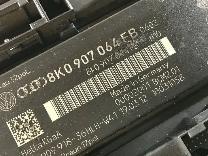 Audi A5 8T 8F (2007 - 2011) 8K0907064FB Модуль комфорта — фото 6
