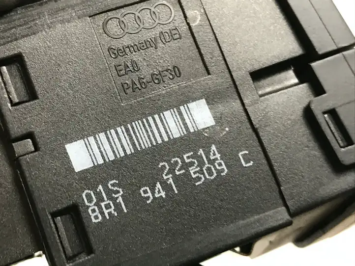 Audi Q5 SQ5 (2012 - 2017) 8R1941509C Включатель аварийных фонарей — фото 3
