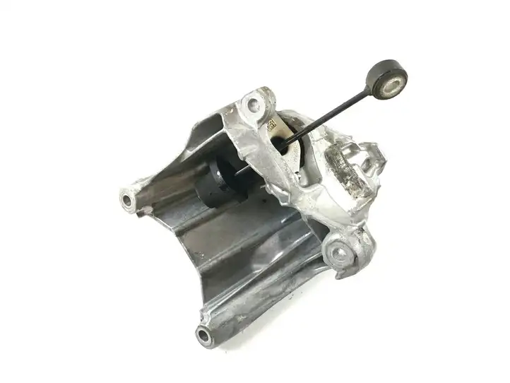 Audi A4 S4 B9 (2015 - 2019) 4M0199307BM Кронштейн двигателя — фото 2