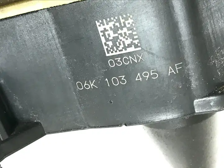 Audi A4 S4 B9 (2015 - 2019) 06K103495AF Шланг сапуна — фото 3