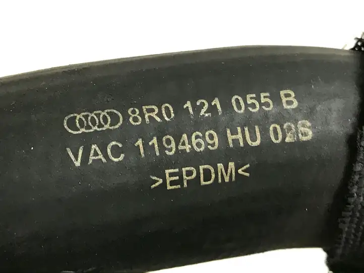 Audi Q5 SQ5 (2008 - 2012) 8R0121055B Шланги системы охлаждения — фото 3