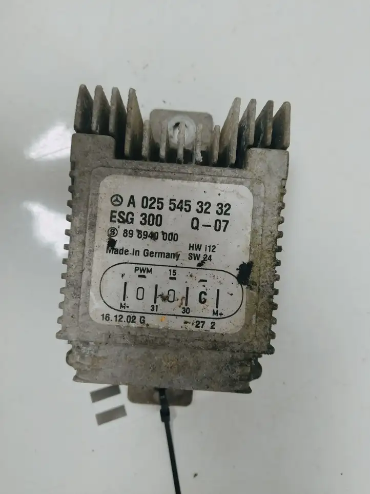 Mercedes-Benz A W168 (1997 - 2004) A0255453232 Реле вентилятора охлаждения — фото 1
