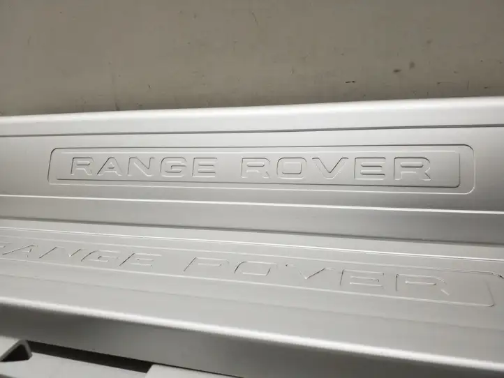 Land Rover Range Rover Sport L494 (2013 - 2017) CPLA13201AD Внутренняя обшивка порога (комплект) — фото 4