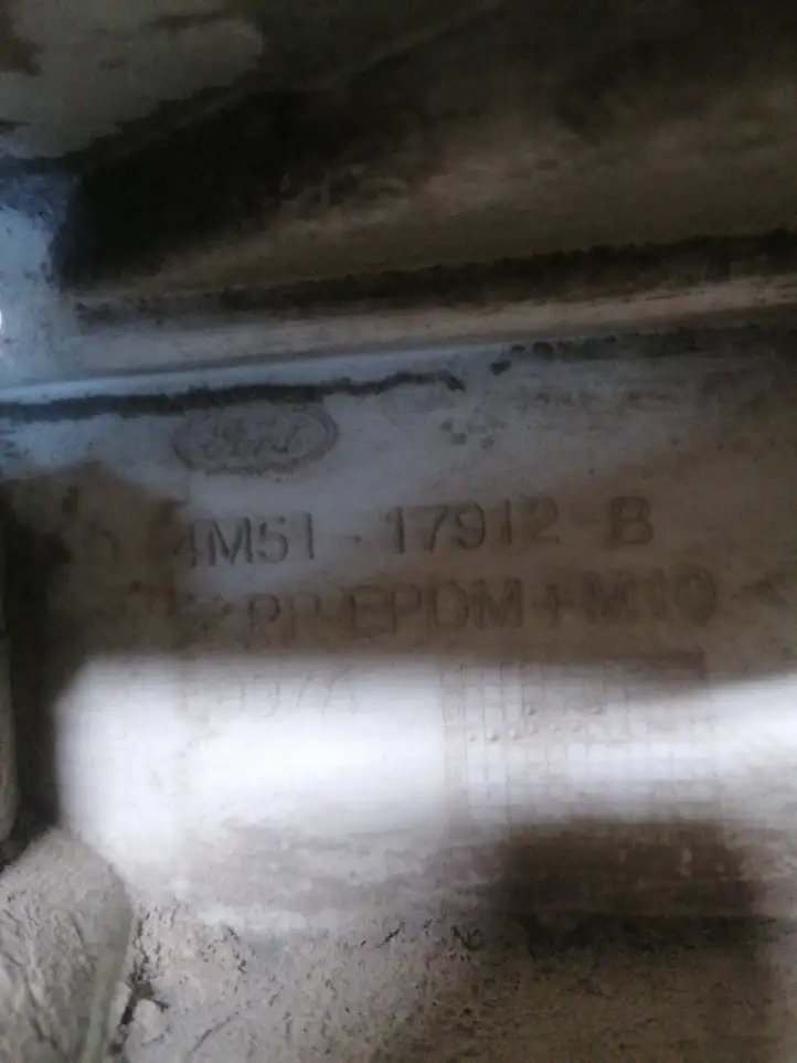 Ford Focus (2005 - 2008) 4M5117912B Усилитель заднего бампера — фото 4