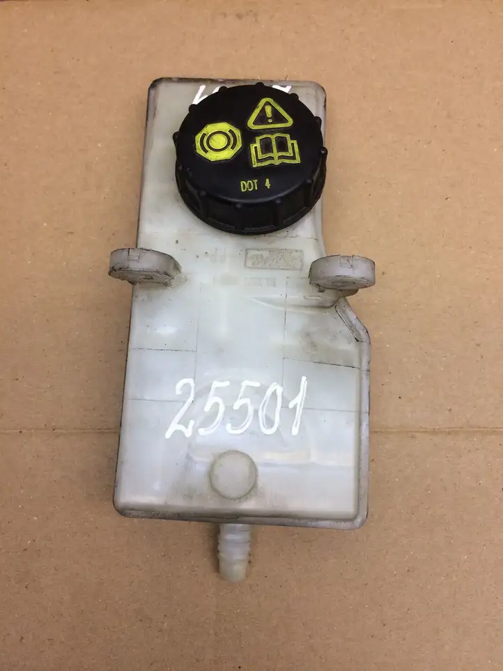 Ford S-MAX (2006 - 2010) 03350886381 Бачок тормозной жидкости — фото 2