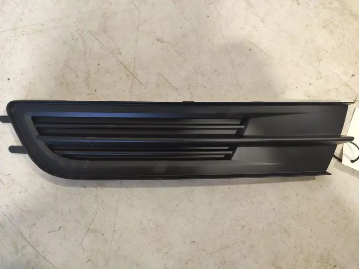 Volkswagen PASSAT B8 (2015 - ) 3G0853665B Нижняя решетка переднего бампера — фото 1