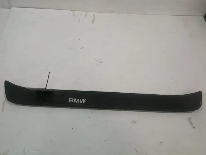 BMW 3 E90 E91 (2005 - 2012) 51477060279 Внутренняя отделка переднего порога — фото 1