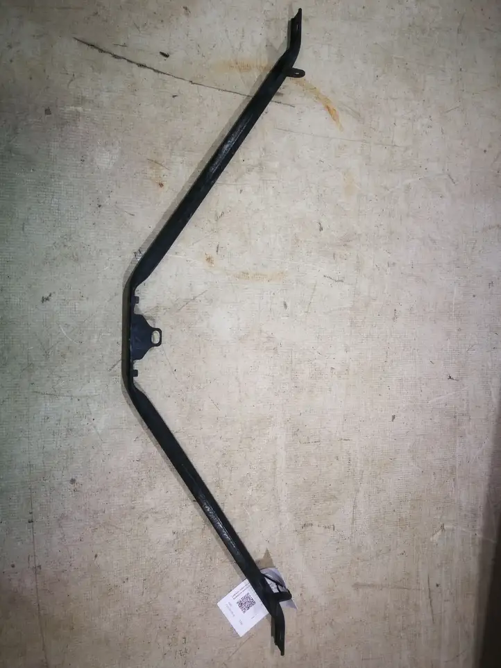 BMW 5 E60 E61 (2004 - 2010) 51647033745 Кронштейн панели радиатора — фото 2