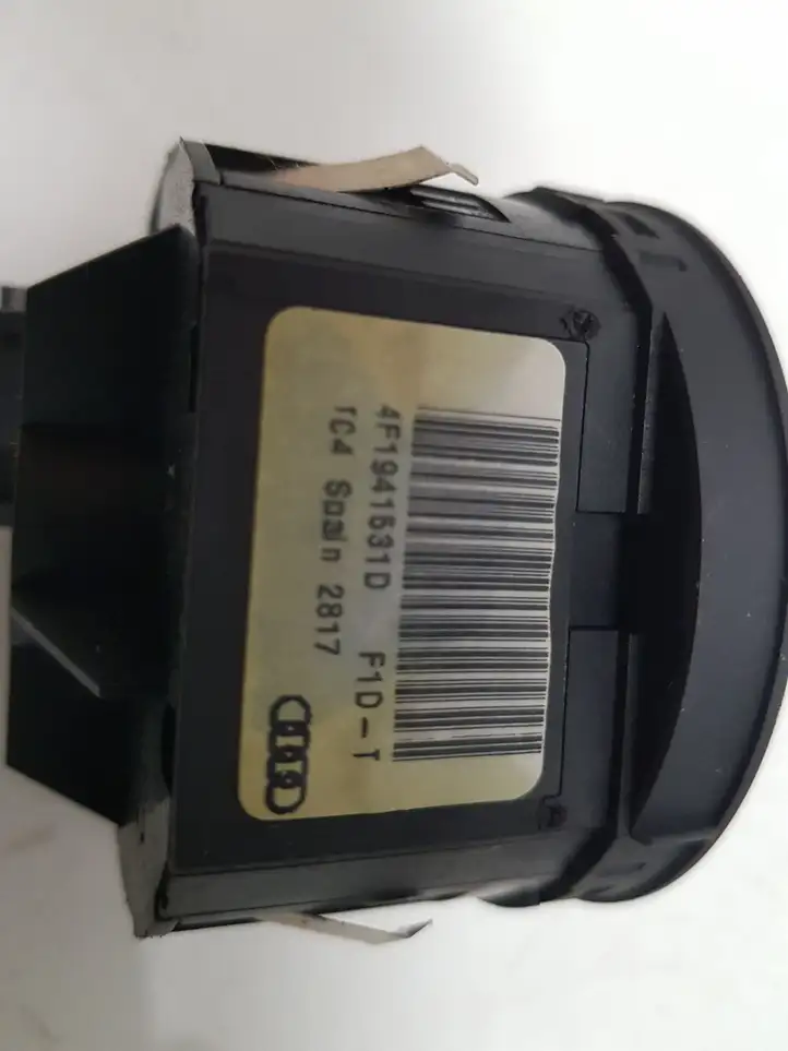 Audi A6 S6 C6 4F (2004 - 2008) 4F1941531D Включатель фонарей — фото 3