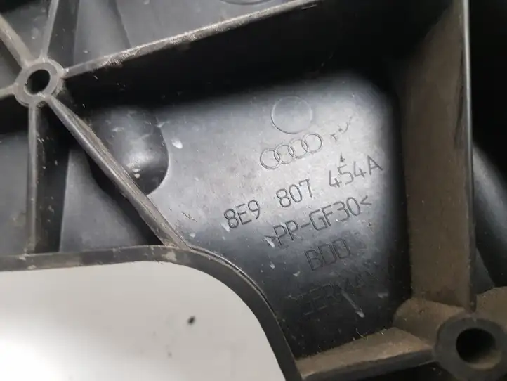 Audi A4 S4 B7 8E 8H (2004 - 2009) 8E9807454A Кронштейн заднего бампера — фото 3