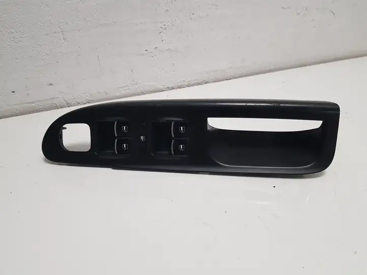 Volkswagen PASSAT B6 (2005 - 2010) 3C1867171B Кнопка стеклоподъемников — фото 1