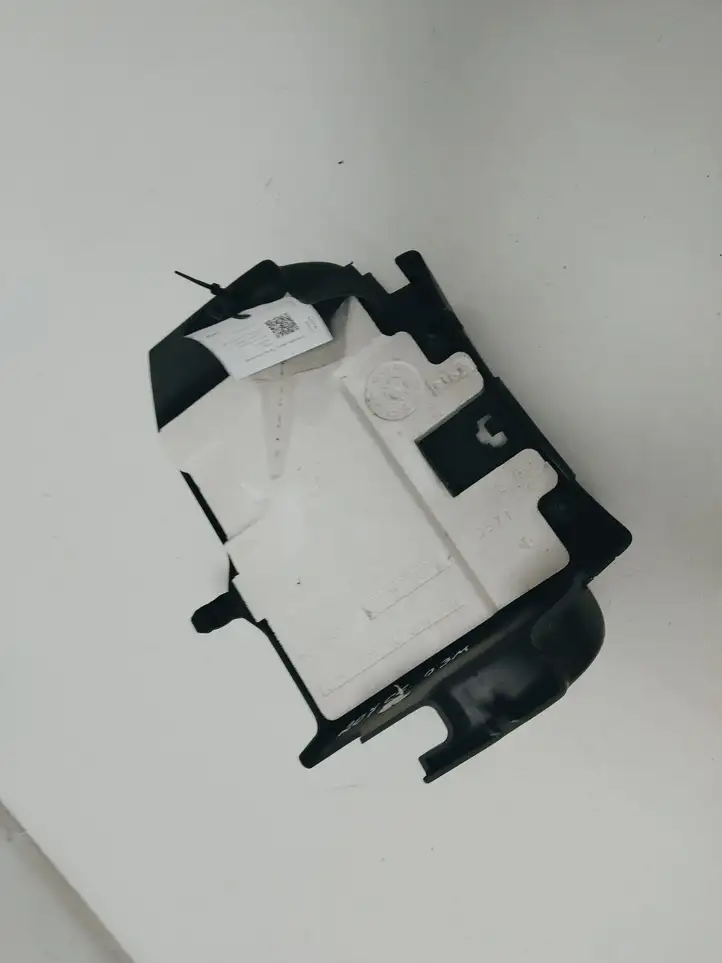Peugeot 206 (1998 - 2012) 9639613077 Обшивка рулевой колонки — фото 4